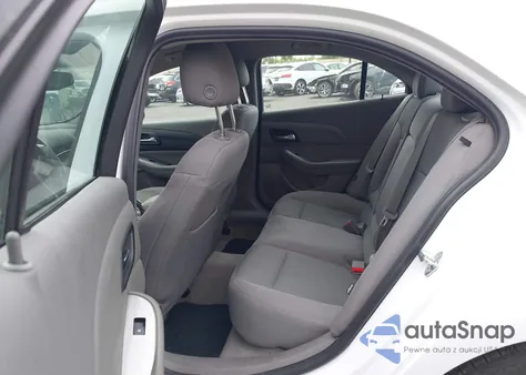 2015 Chevrolet Malibu Ls z USA, uszkodzony, nr VIN 1G11B5SL9FF187708